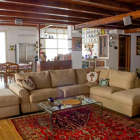 Carla Guest house