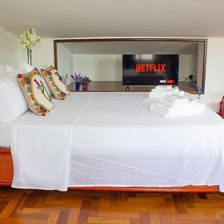 Carla Guest house *